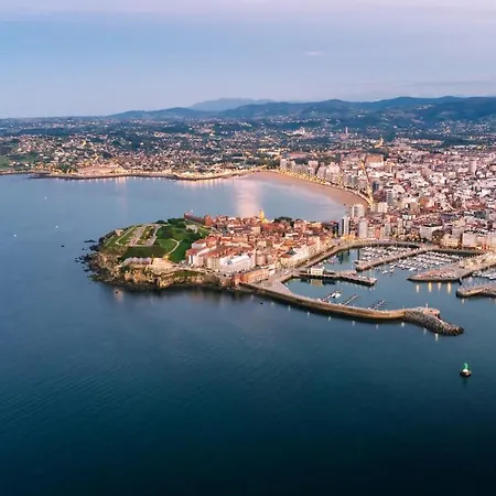El Amarre - Estilo Nautico En El Puerto Deportivo - Grupo Querbes Apartmán Gijón