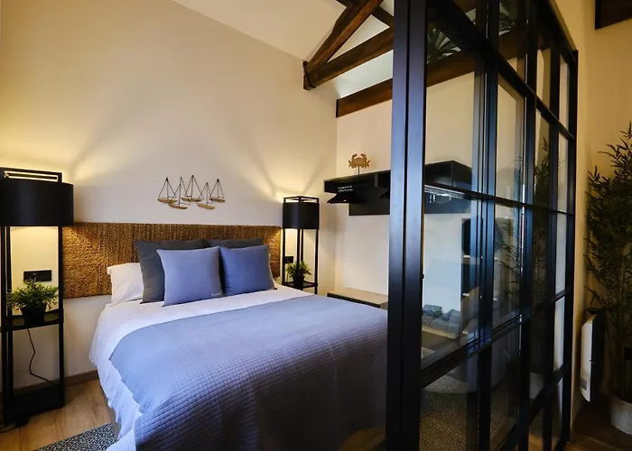 Apartamento El Amarre - Estilo Náutico En El Puerto Deportivo - Grupo Querbes