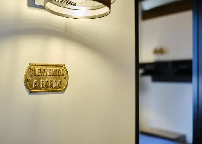 Apartamento El Amarre - Estilo Náutico En El Puerto Deportivo - Grupo Querbes *